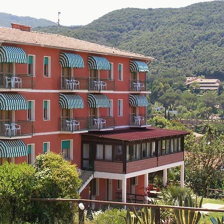 Hotel La Feluca Portoferraio Exteriör bild