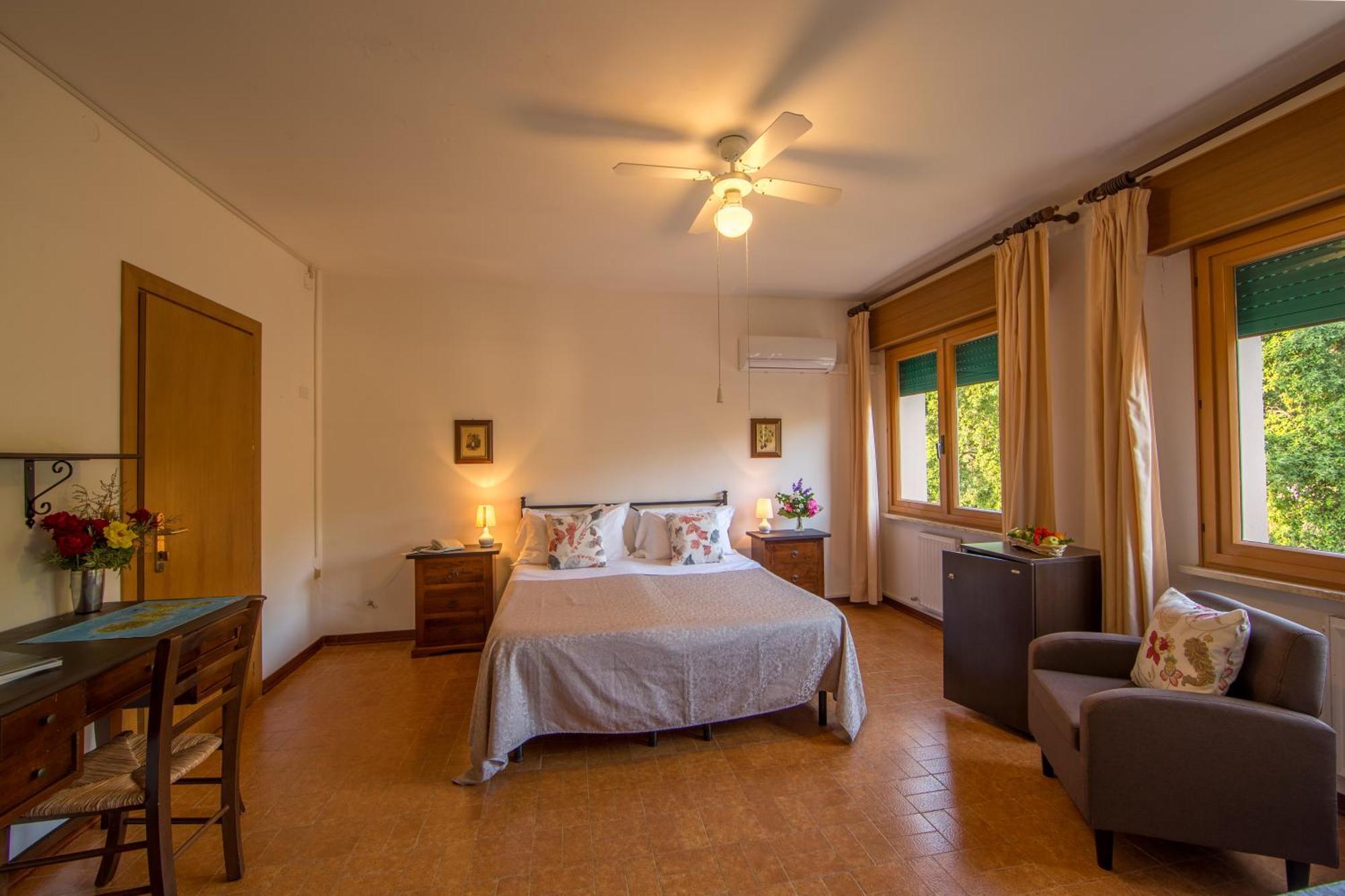 Hotel La Feluca Portoferraio Exteriör bild